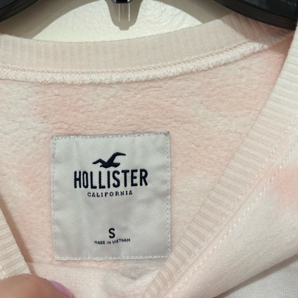 Hollister Crewneck Tie- Dye size small - Picture 3 of 4